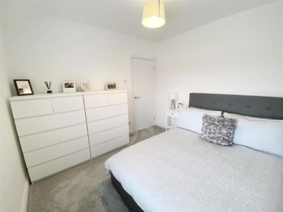 Bedroom 2 pic 2.jpg