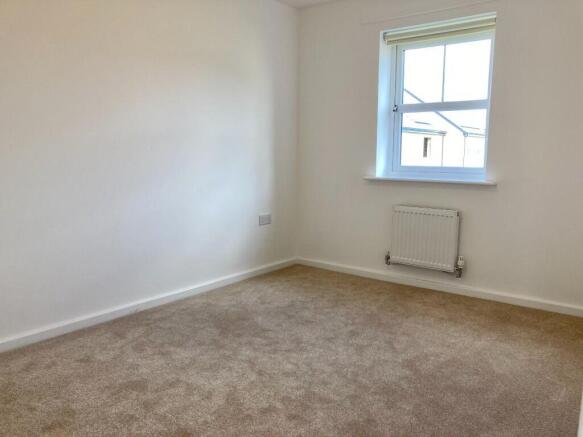 3 bed Semi-Detached to rent Image 7