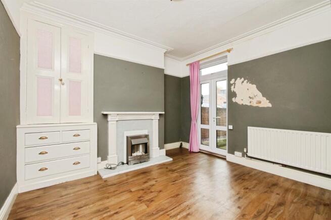 2 bed Terraced for sale Image 6