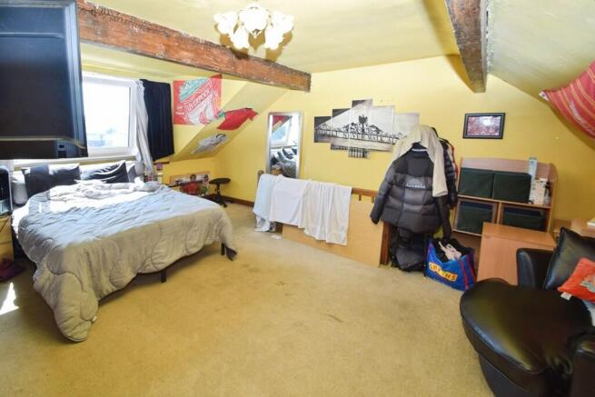 3 bed Terraced for sale Image 8