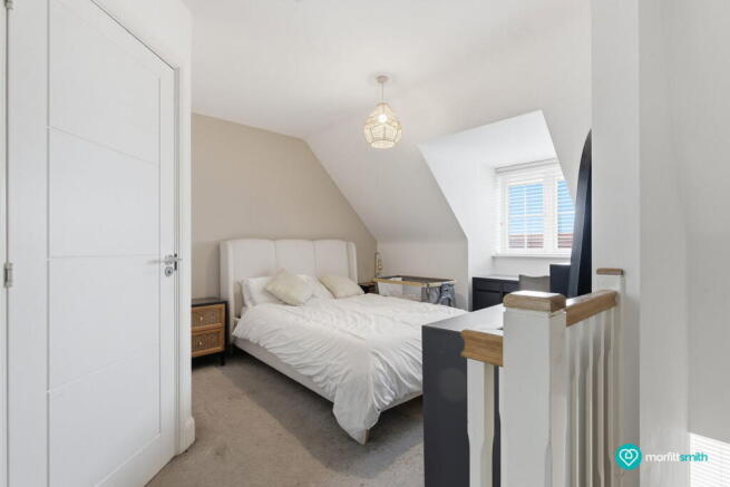 3 bed Town House for sale Image 6