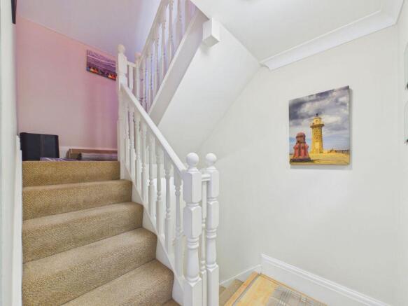 2 bed Apartment for sale Image 9