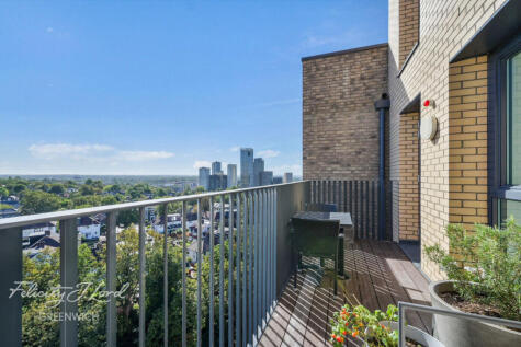 Parkside Avenue, Greenwich, SE10
