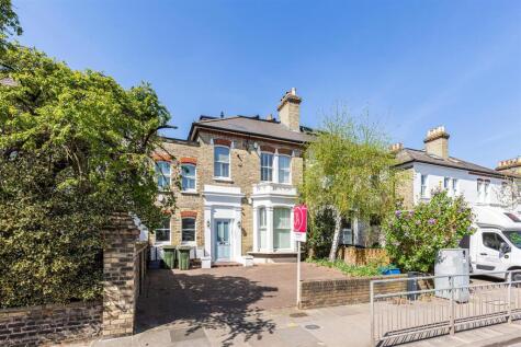 Castelnau, Barnes, London, SW13