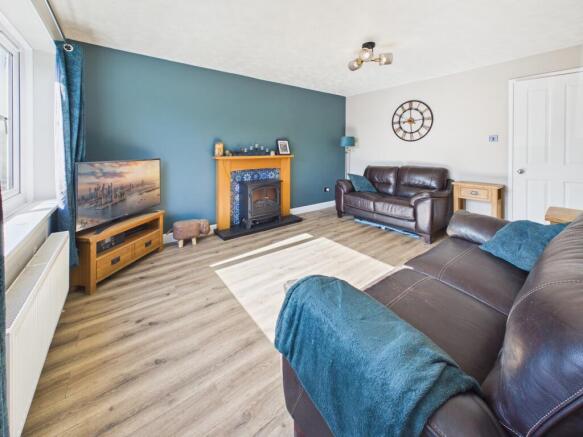 Celandine Close, Oakwood photo 4