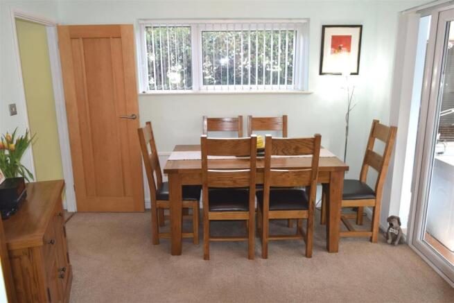 Dining Room.JPG