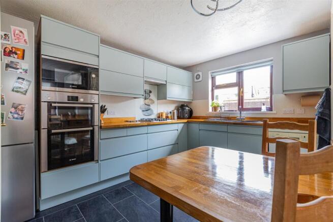 Llantrisant Rise 21-16.jpg