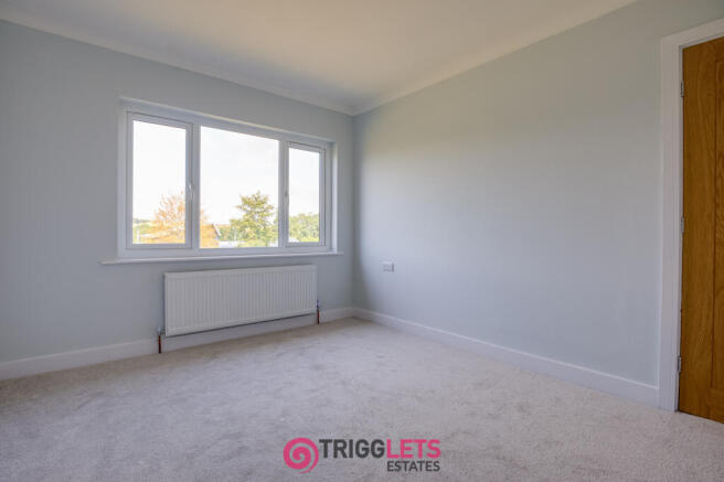 3 bed Semi-Detached for sale Image 10