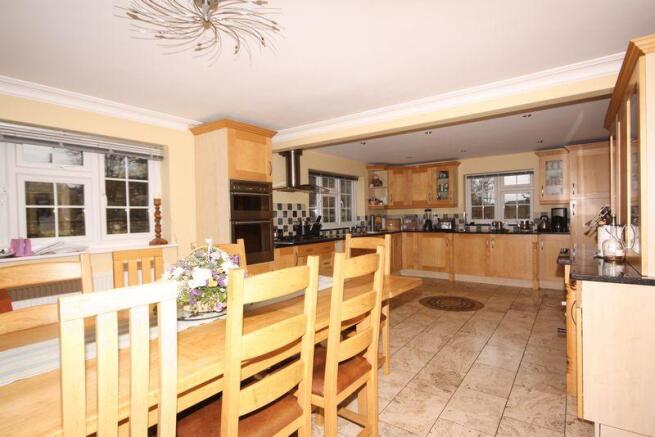 Dining Kitchen