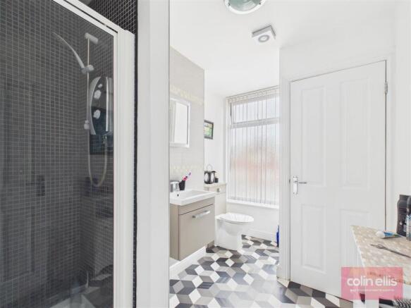 1 bed Flat for sale Image 11