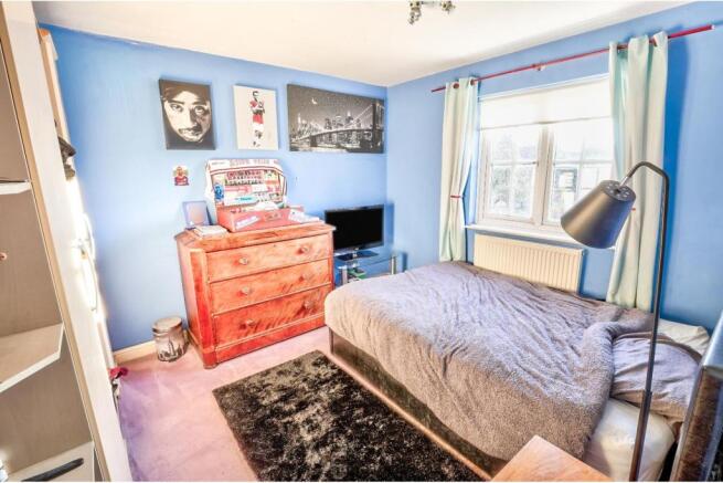 Photo 10