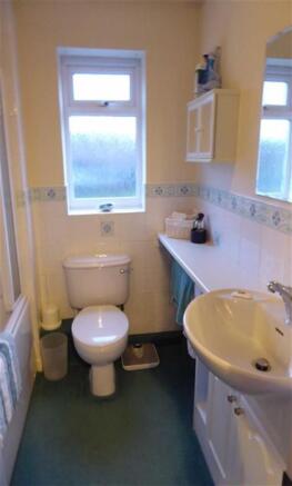 En Suite Bathroom