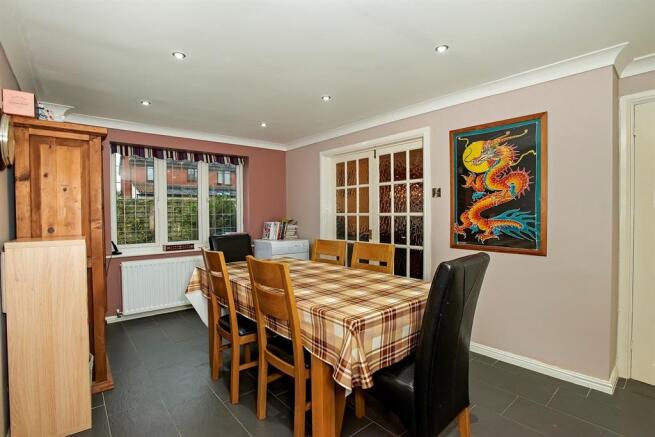 Fitted Kitchen/diner