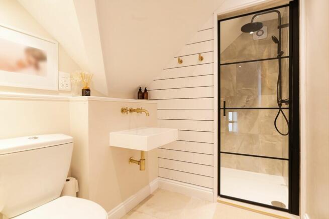 Main Bathroom
