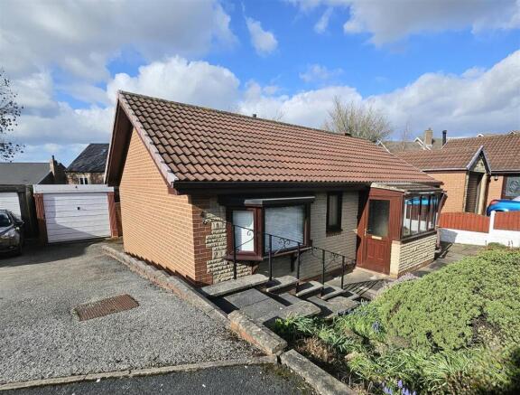 2 bed Detached Bungalow for sale Image 10