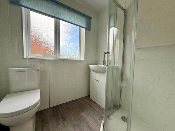 2 bed Bungalow for sale Image 11