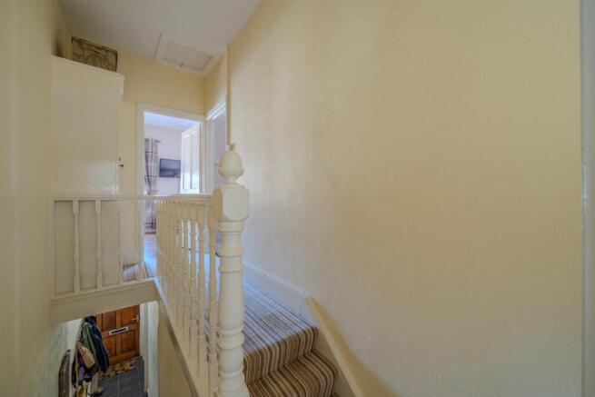 27 Belle Vue Road-8.jpg