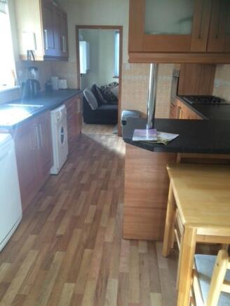kitchen/breakfast...
