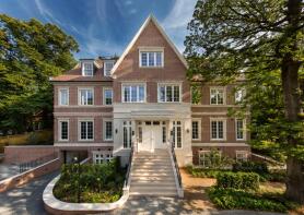 Apartment 2, 57a Eliot House, The Bishops Avenue, East Finchley, London N2 0BJ