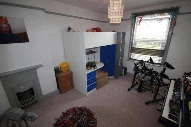Photo 5