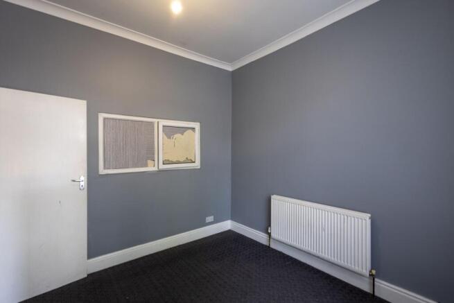 5 bed Terraced for sale Image 5