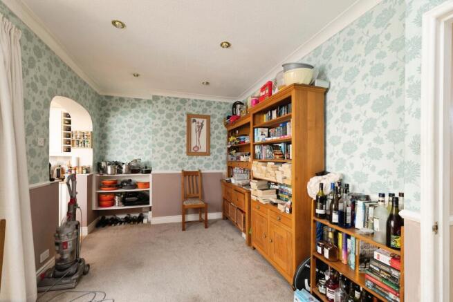 3 bed Semi-Detached for sale Image 10