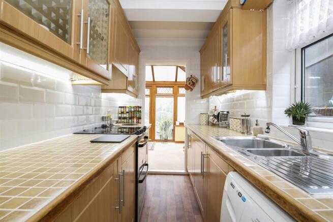 GALLEY KITCHEN 2