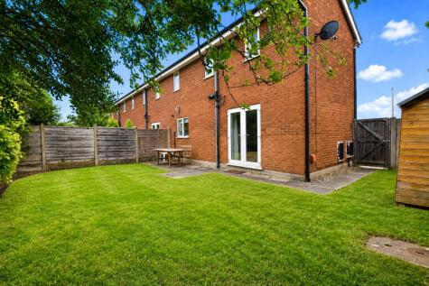 Marbury Close, Flixton, M41
