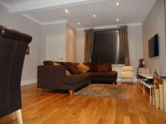 Lounge/Dining area