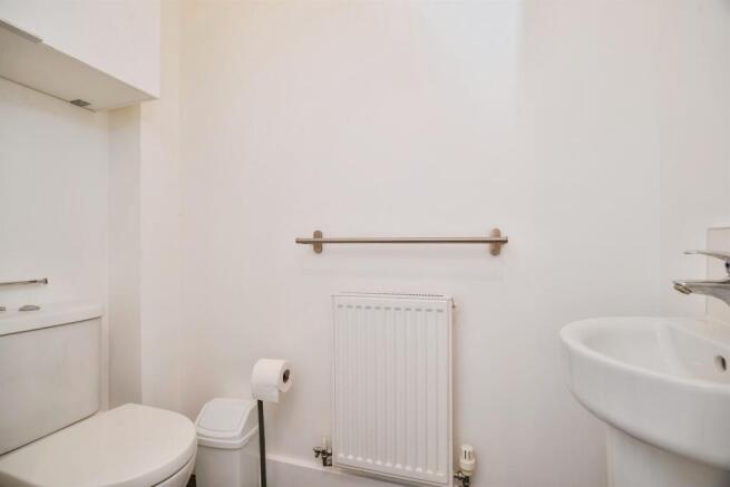 2 bed Semi-Detached for sale Image 6