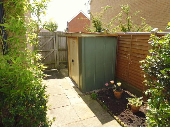 Photo 10
