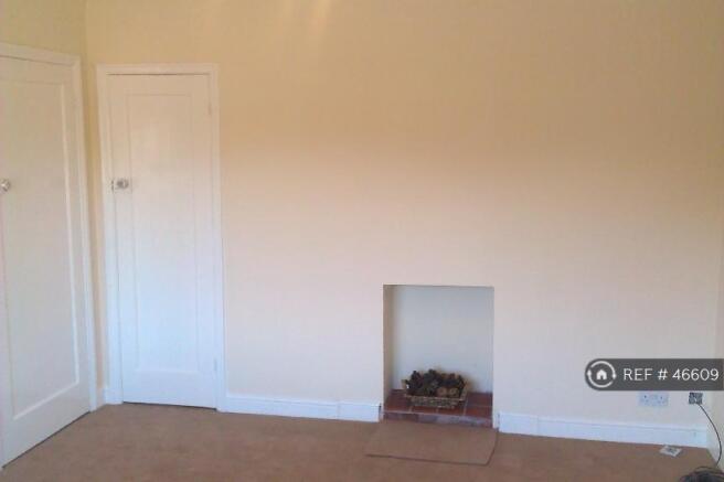 Living Room/Lounge (4.2 X 3.3 M)