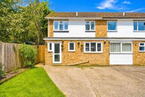 37, Wood End, Park Street, St. Albans AL2 2RX