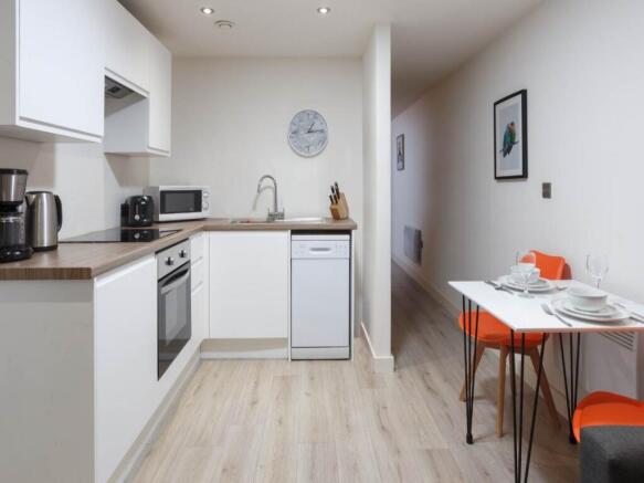 1 bed Flat to rent Image 6