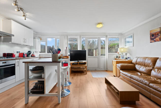 Kitchen/Reception
