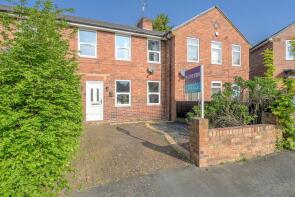 25, Brooklands, Stourbridge DY8 5UW