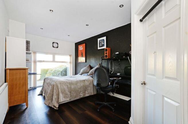 Double Bedroom