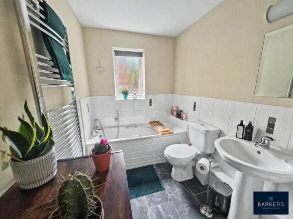 2 bed Apartment for sale Image 9