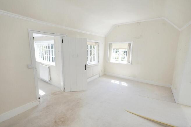 Mill Farm, Mill Lane, Weston Turville, Buckinghamshire, HP22 5RG