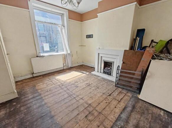 2 bed Terraced for sale Image 7