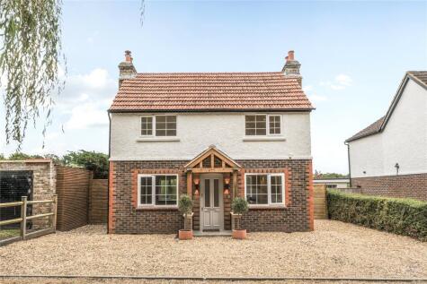 Milestone Close, Ripley, Surrey, GU23