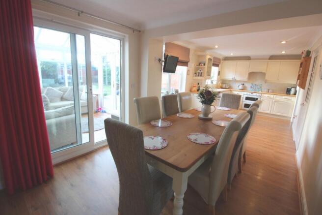 kitchen-diner