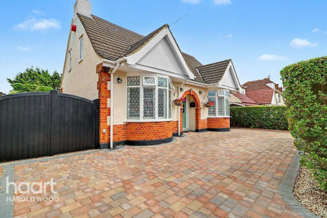 Tennyson Road, Heaton Grange