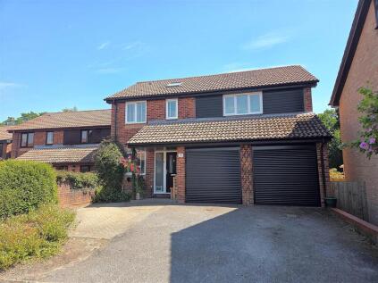 Lambourne Drive, Locks Heath, Southampton