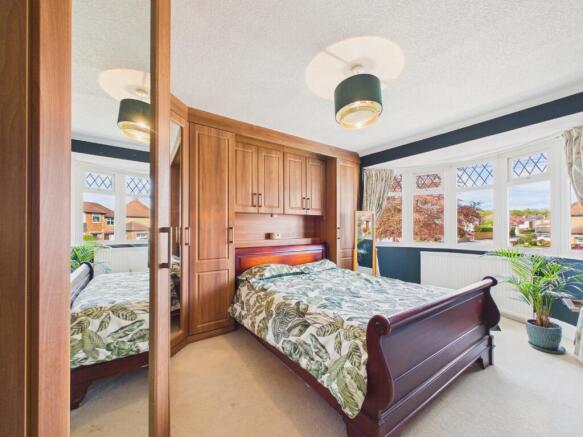 3 bed Semi-Detached for sale Image 8