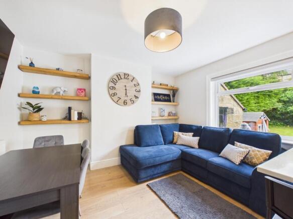 3 bed Semi-Detached for sale Image 6