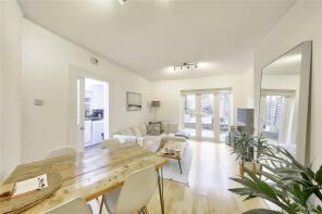 First Floor Flat, 47, Cambray Road, London SW12 0DX