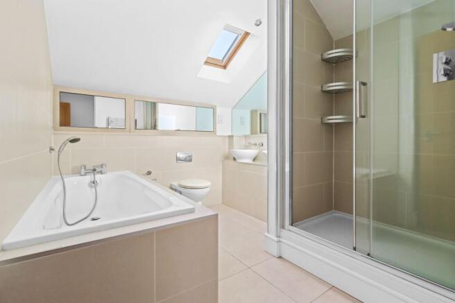 En-suite Bathroom