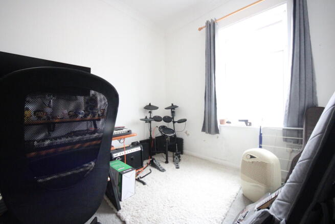 2 bed Terraced to rent Image 8