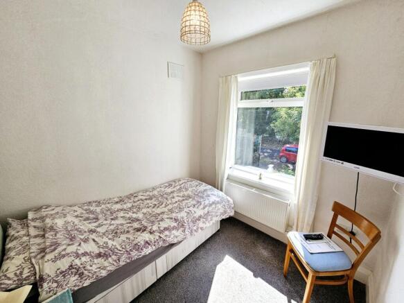 3 bed Semi-Detached for sale Image 9